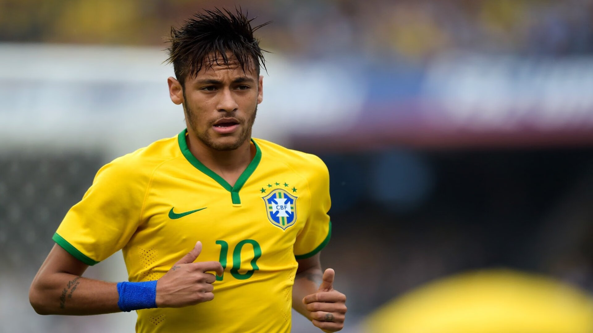 欧冠决赛：上半场双方互交白卷 曼城控球七成却迟迟打不开局面